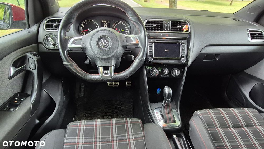 Volkswagen Polo 1.4 DSG GTI - 9