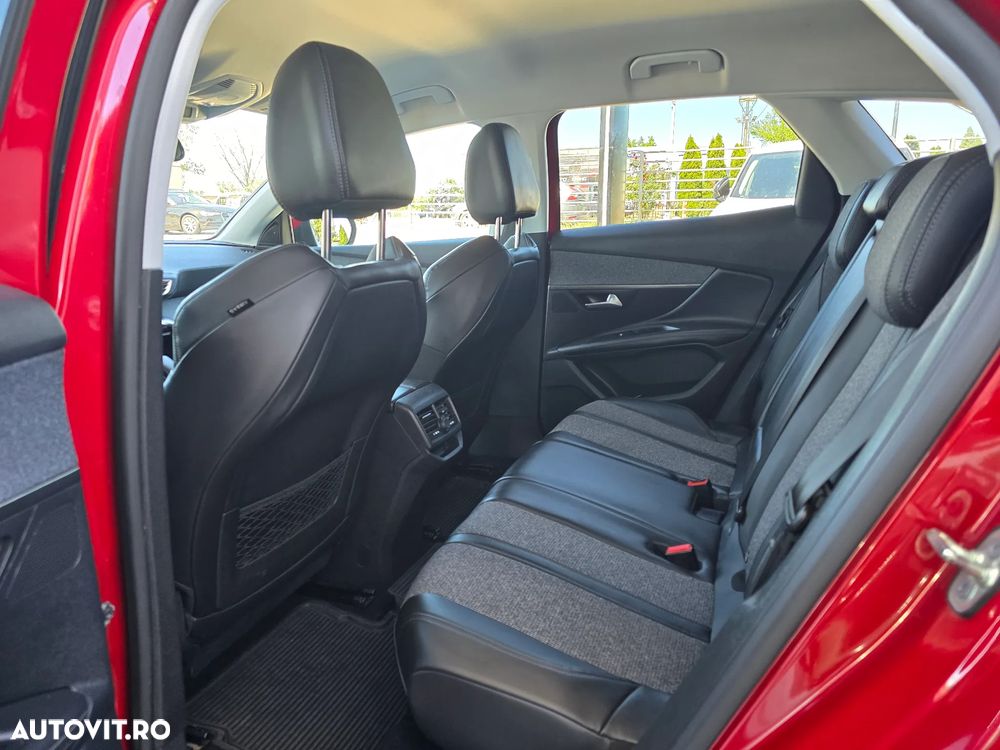 Peugeot 3008 1.5 BlueHDI S&S EAT8 GT-Line - 17
