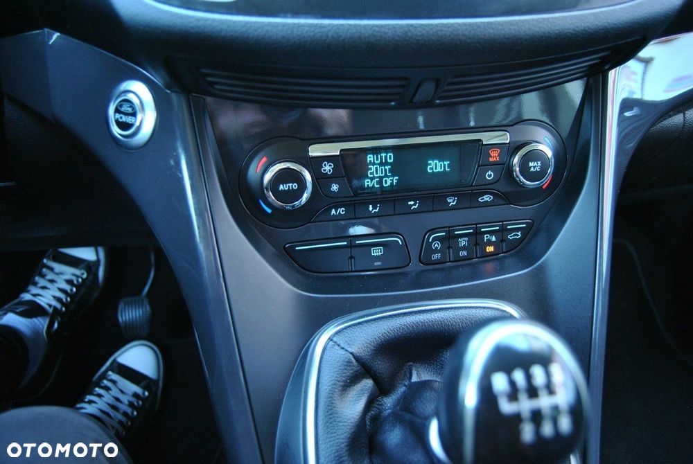 Ford Kuga - 15