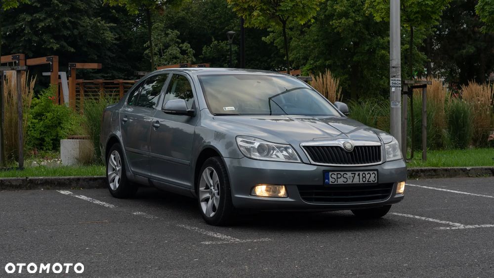 Skoda Octavia 1.6 TDI Active - 10