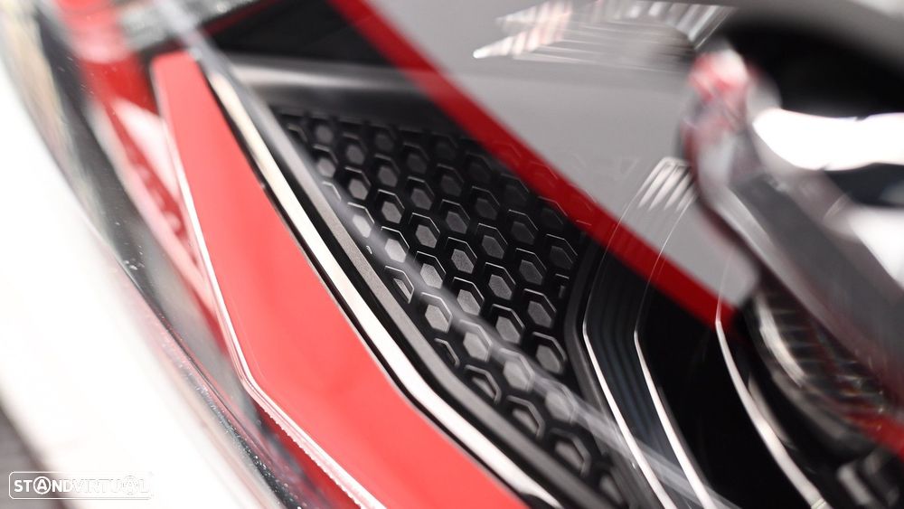 VW Golf 2.0 TSI GTI DSG Performance - 18
