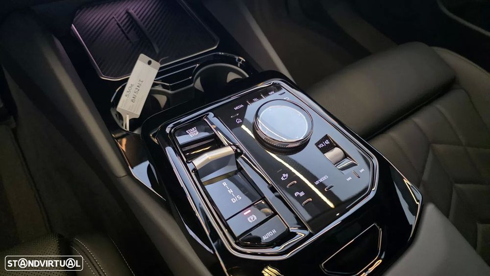BMW 530 e Pack Desportivo M Pro - 56