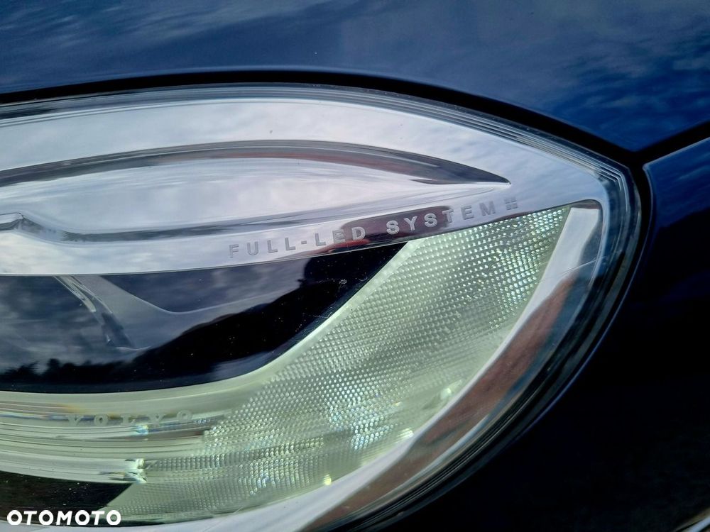 Volvo V40 D2 Momentum - 9