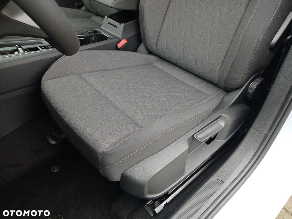 Volkswagen Golf - 12
