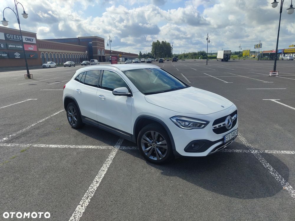Mercedes-Benz GLA 250 Progressive - 4