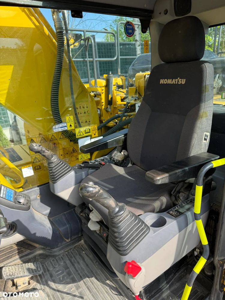 Komatsu PC 210 LC -11E0 - 6