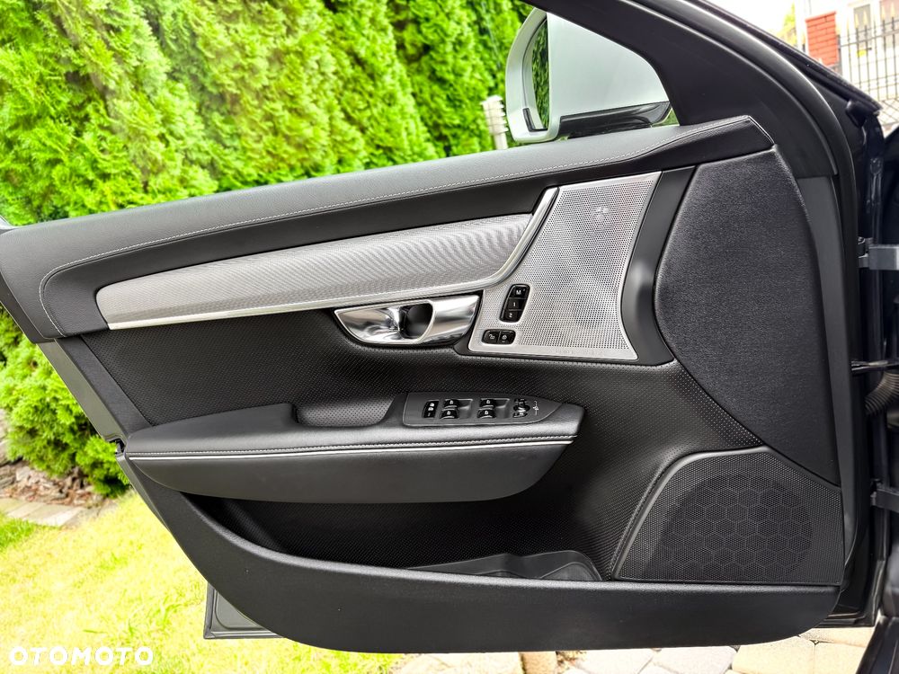 Volvo V90 D5 AWD Geartronic R Design - 25