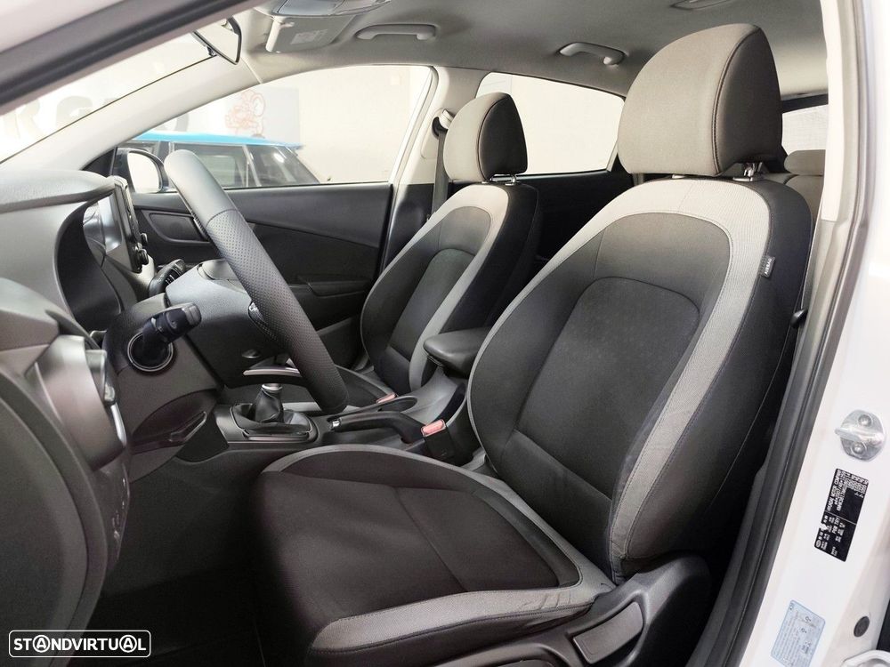 Hyundai Kauai 1.6 CRDi Premium - 12