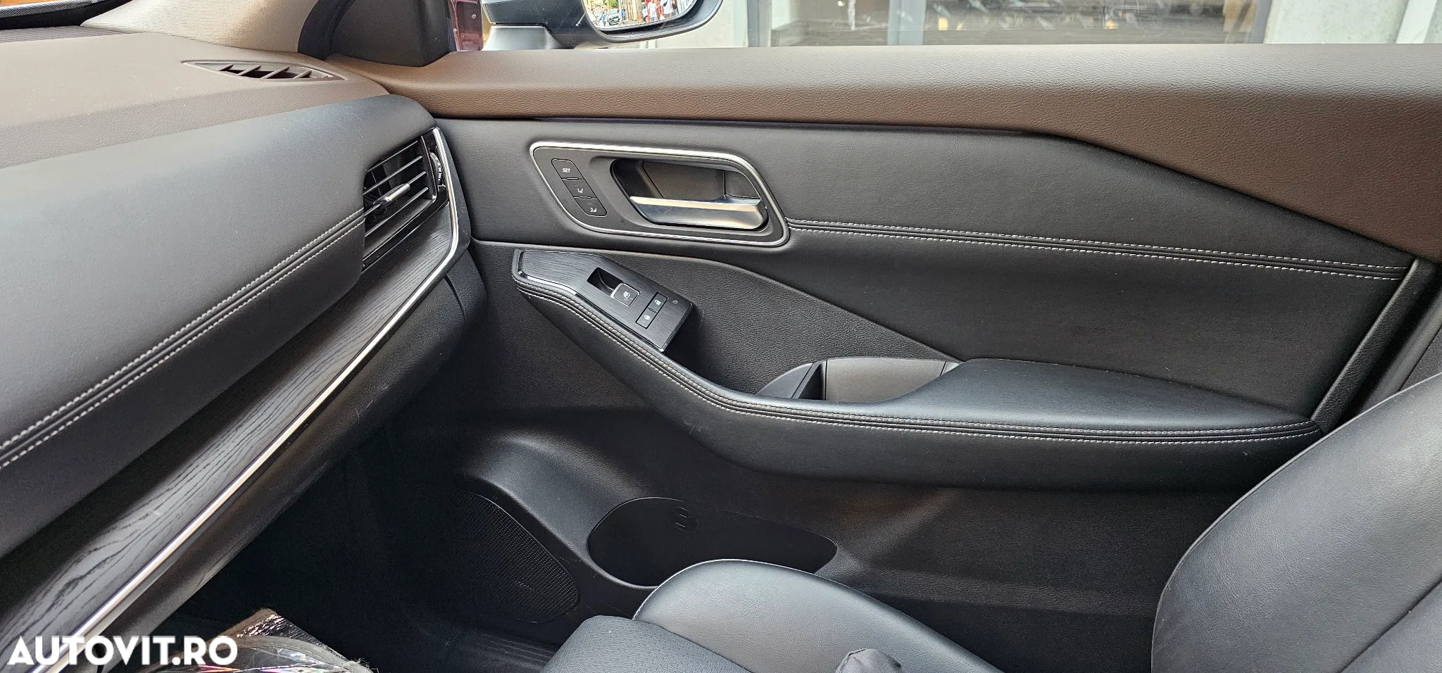 Nissan X-Trail - 25