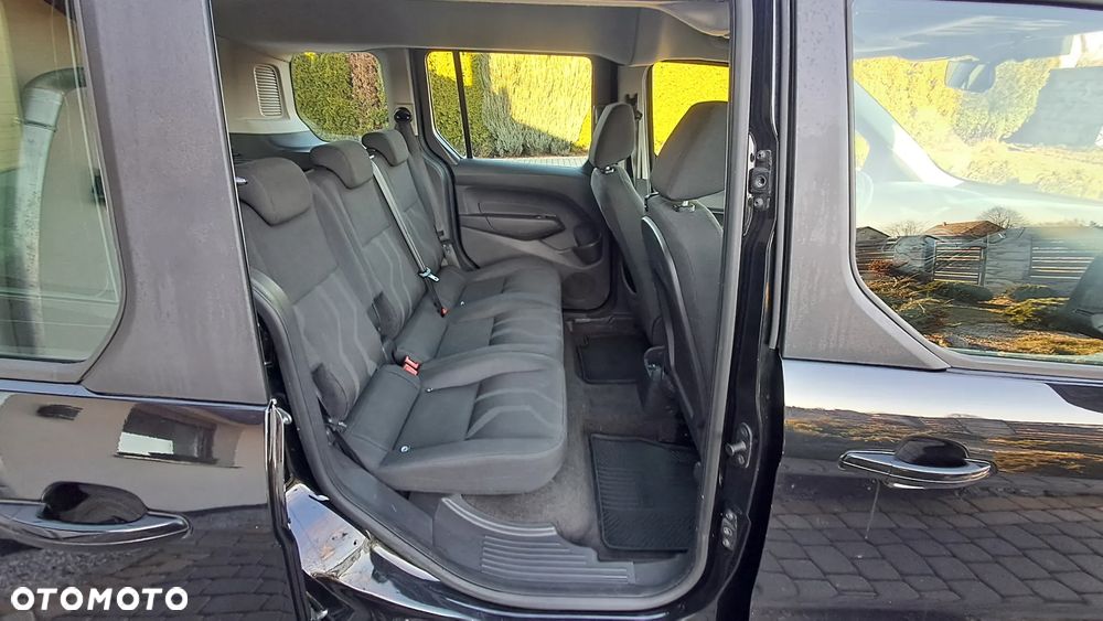 Ford Tourneo Connect - 8