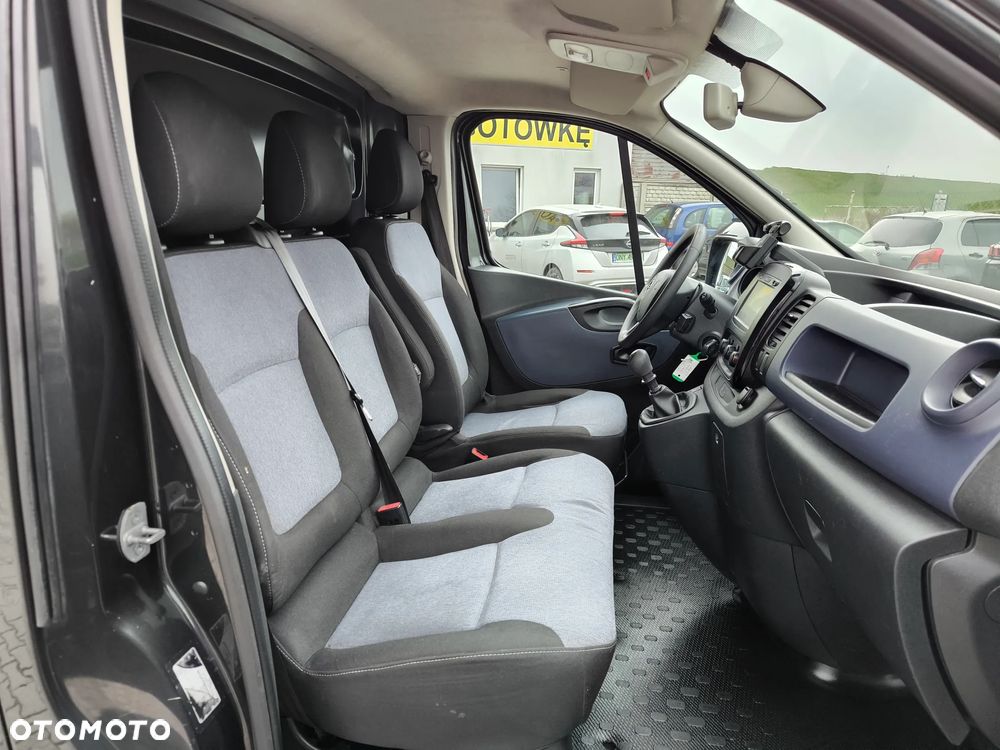 Opel Vivaro - 9
