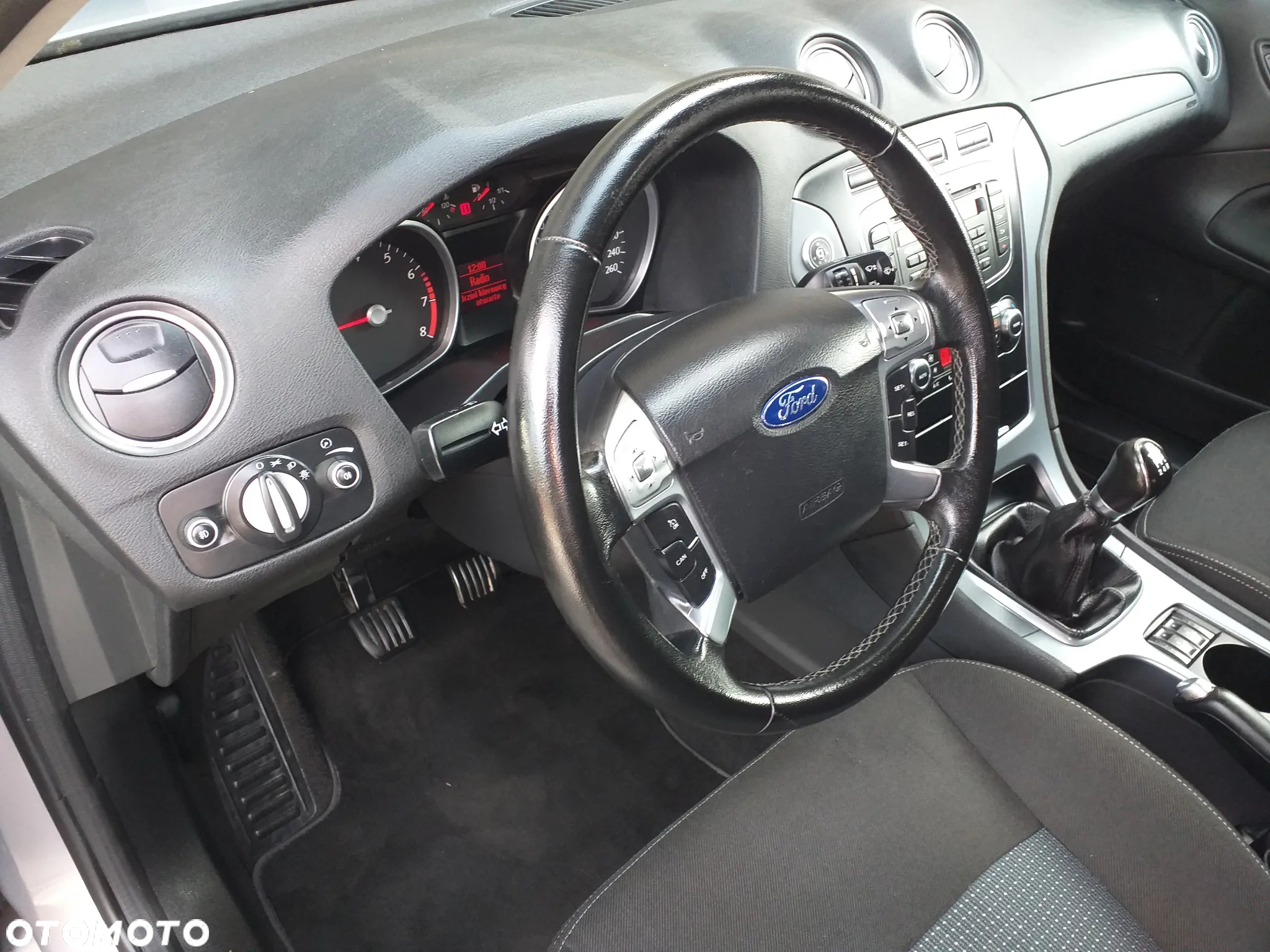 Ford Mondeo 2.0 Champions Edition - 17