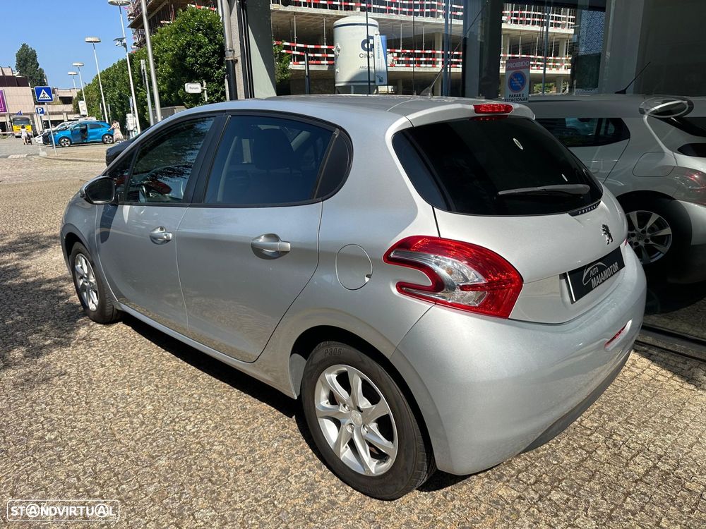 Peugeot 208 1.4 HDi Active - 12