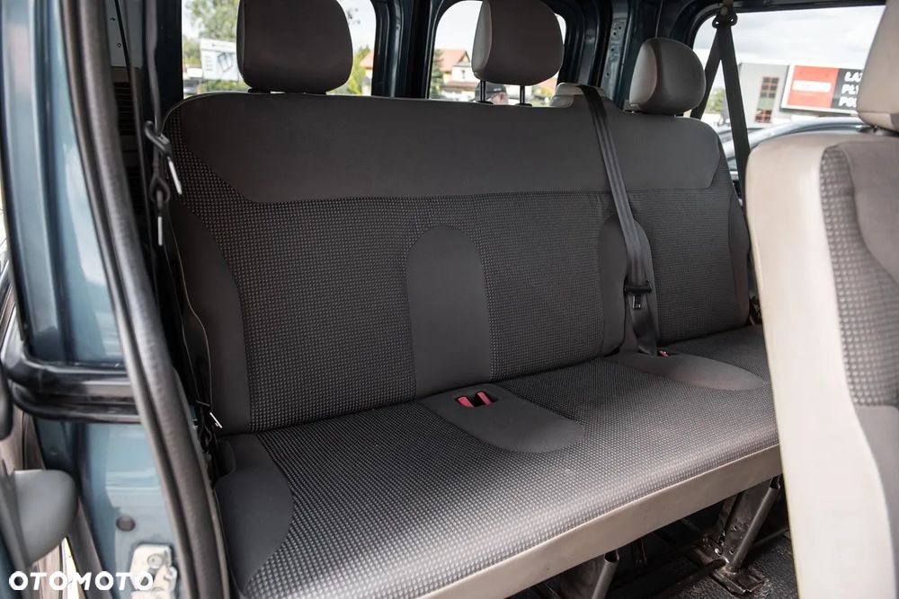 Opel Vivaro - 18