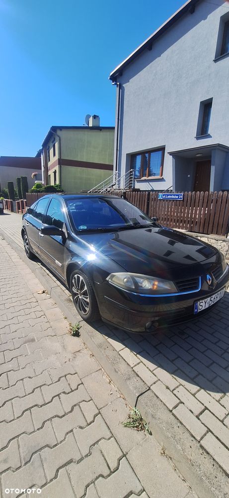 Renault Laguna - 1