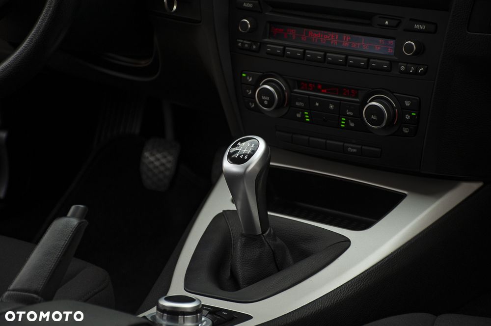 BMW Seria 3 318i - 11