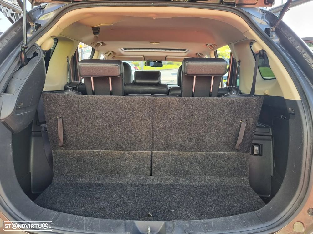 Mitsubishi Outlander 2.2 DI-D Intense - 20