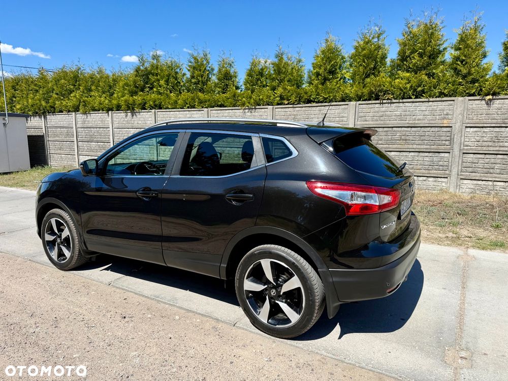 Nissan Qashqai 1.5 dCi Tekna - 8