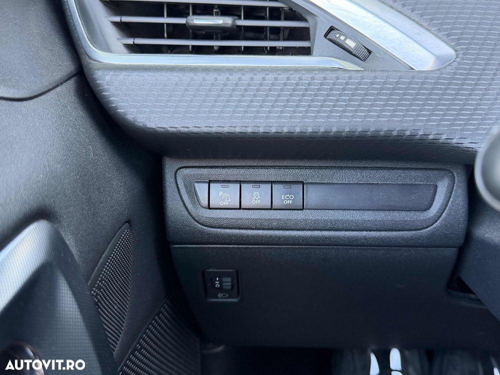 Peugeot 2008 PureTech 110 Stop&Start Allure - 23