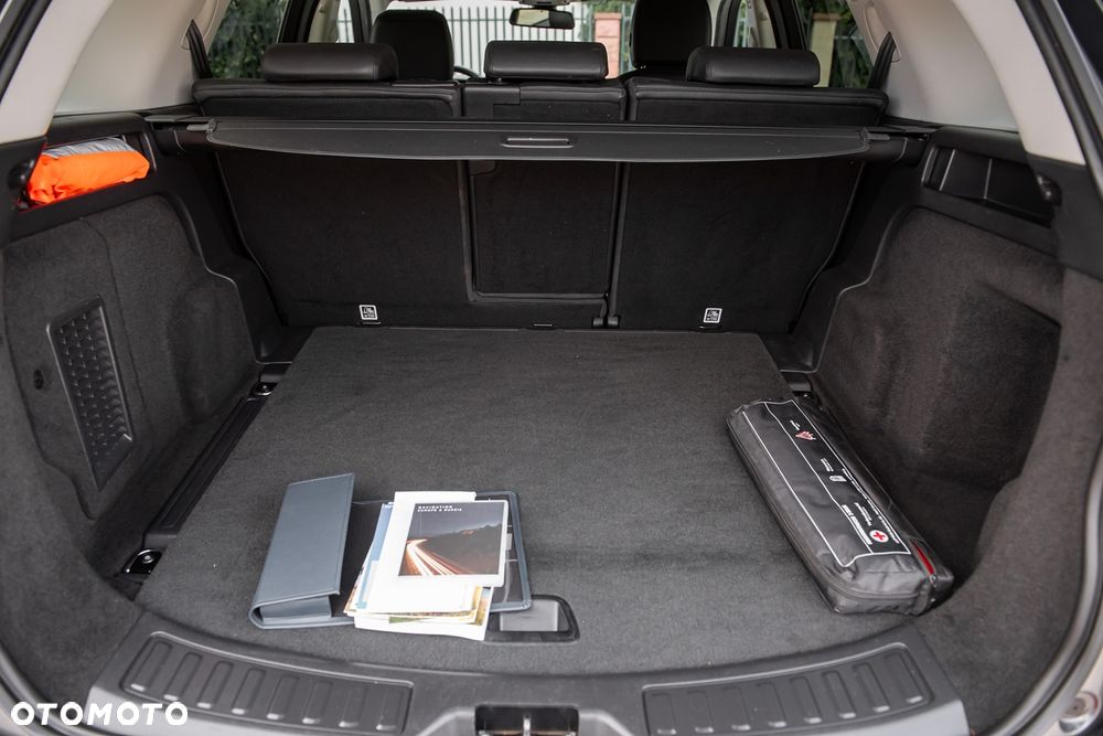 Land Rover Discovery Sport 2.0 TD4 Special Edition - 28