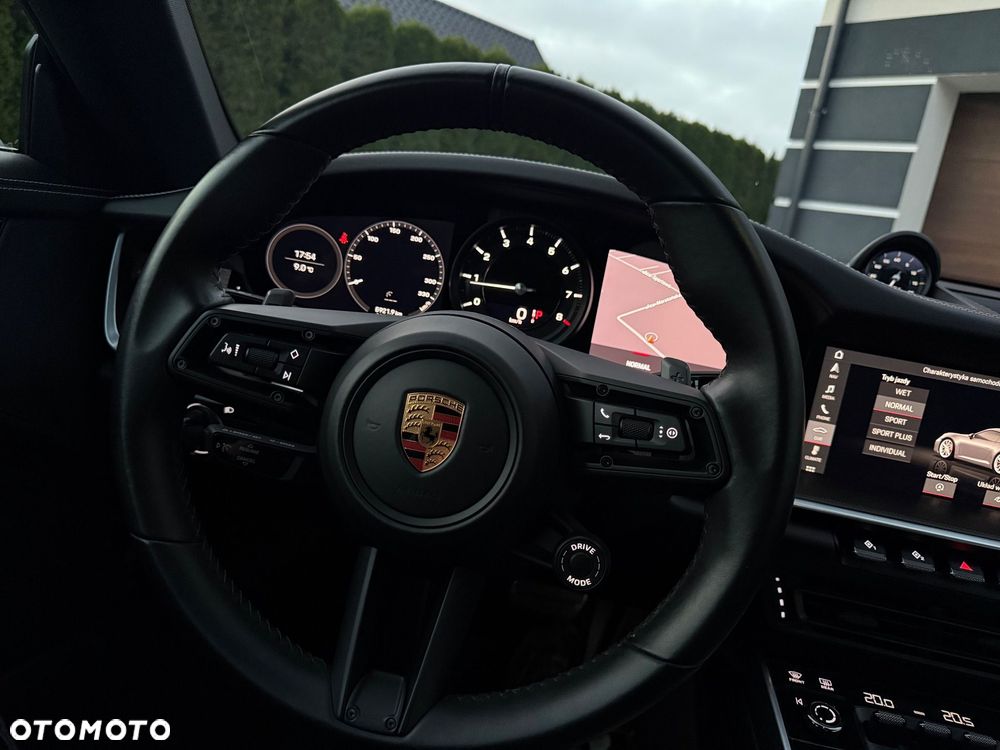 Porsche 911 Carrera S - 35