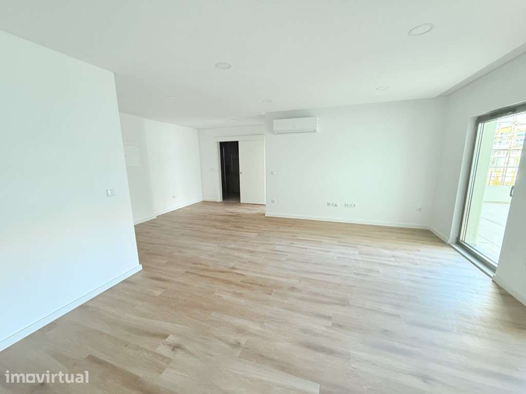 Apartamento T1 Arrendamento Aveiro > Glória e Vera Cruz - Grande imagem: 4/13