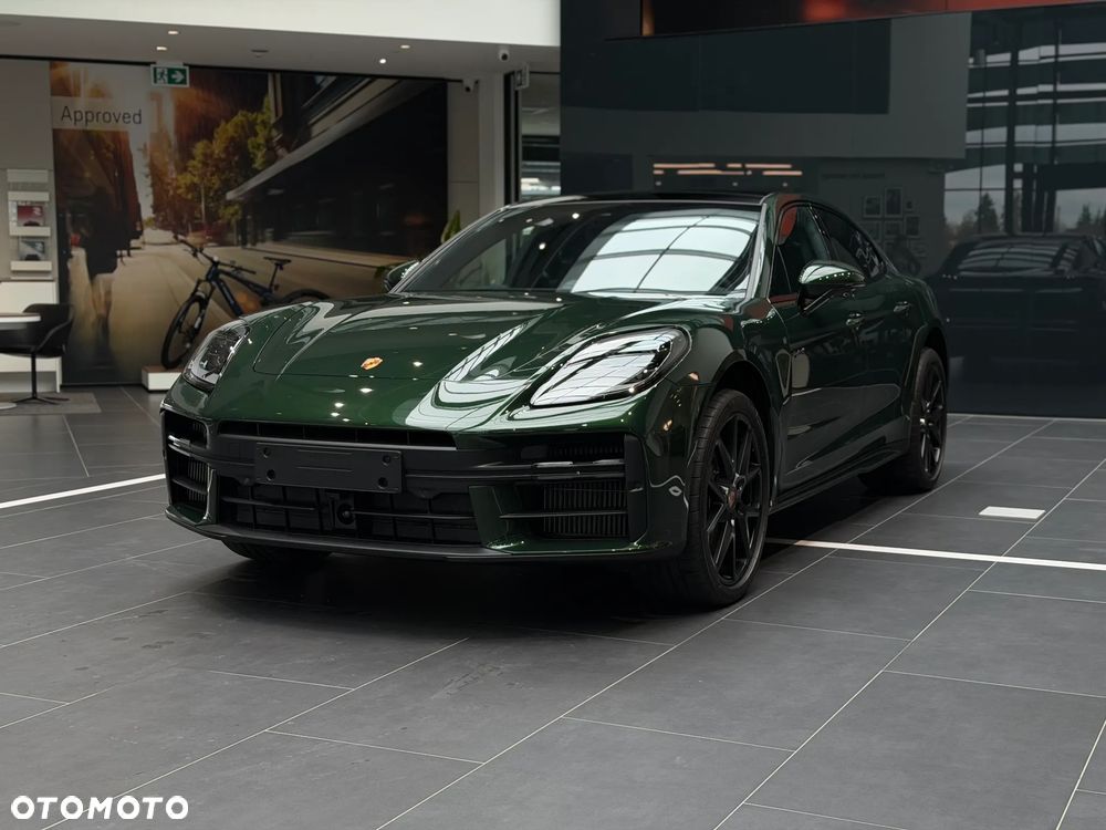 Porsche Panamera 4 E-Hybrid PHEV - 9