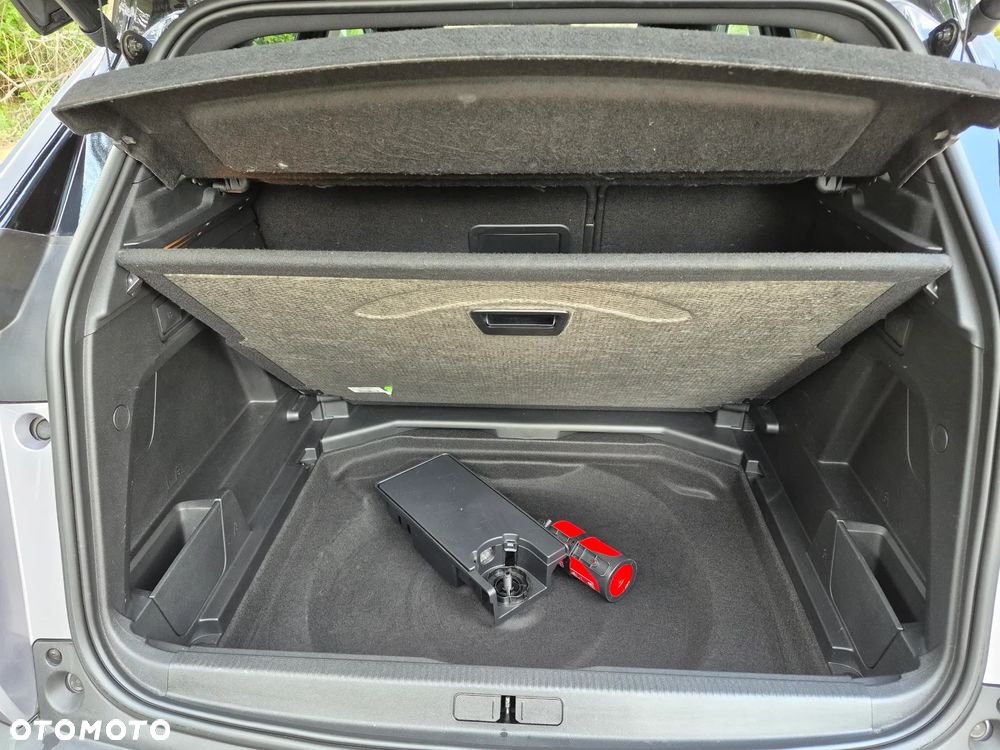 Peugeot 3008 1.6 PureTech GT S&S EAT8 - 13
