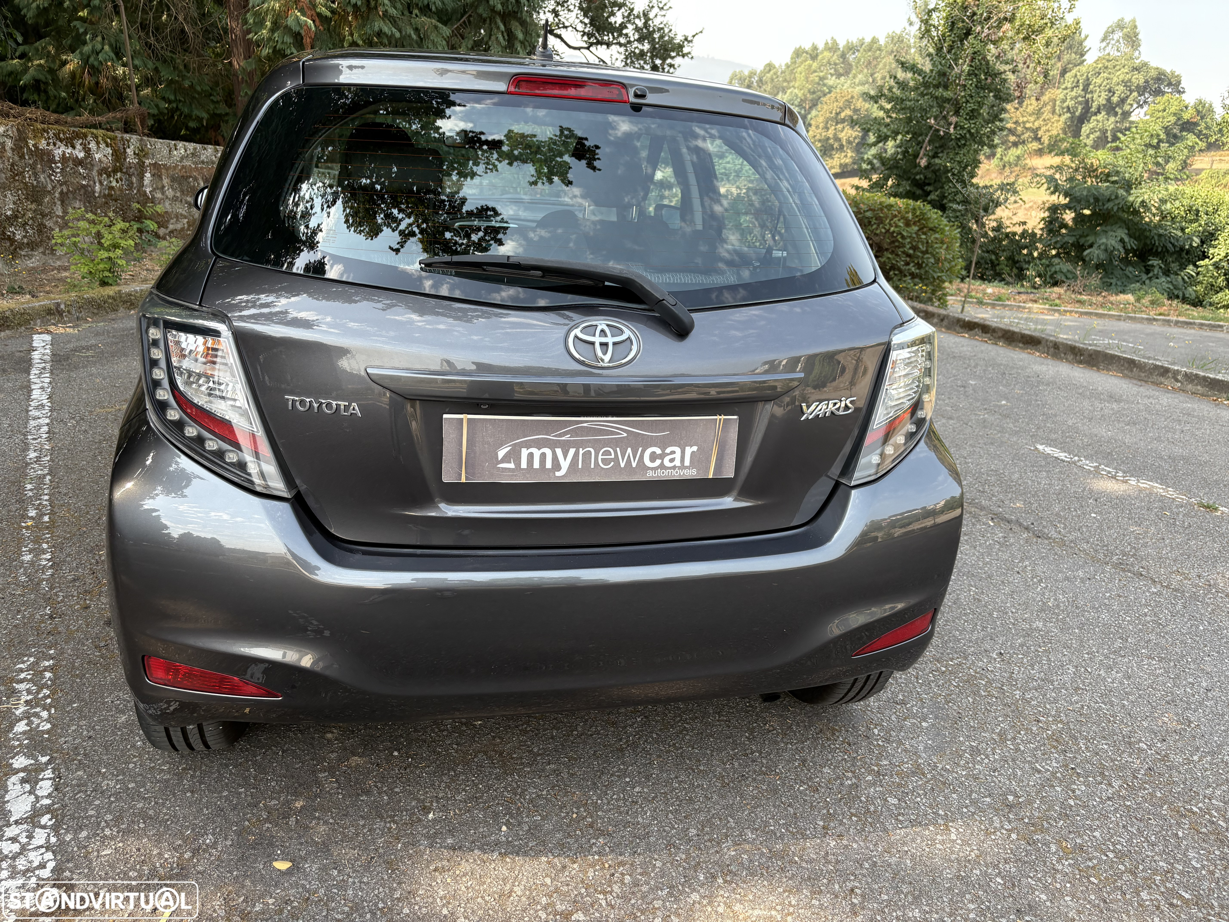 Toyota Yaris 1.0 VVT-i ACtive - 11