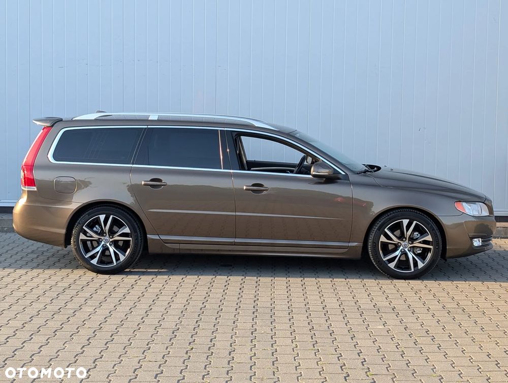 Volvo V70 D3 Geartronic Kinetic - 15