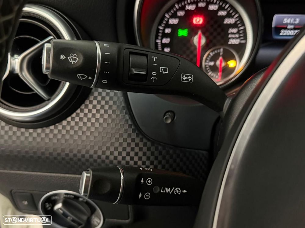 Mercedes-Benz A 180 d 7G-DCT Urban - 19