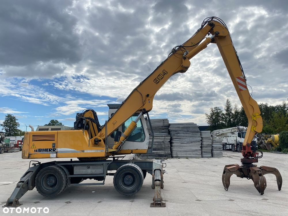 Liebherr A 904 Przeładunkowa z Chwytakiem do Śmieci / Złomu - 11