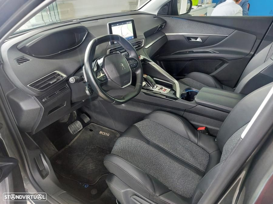 Peugeot 5008 1.5 BlueHDi Allure EAT8 - 31