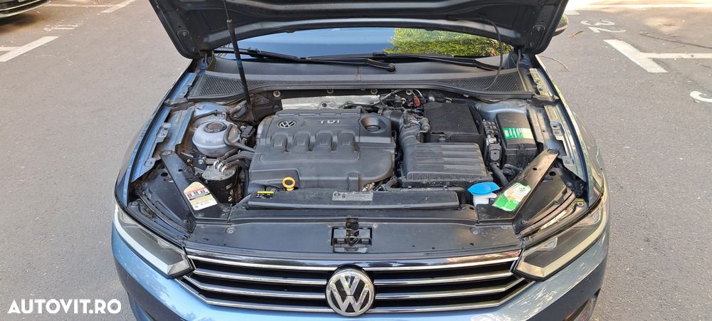 Volkswagen Passat - 10