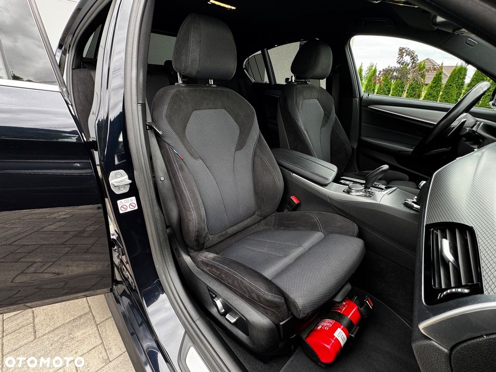 BMW Seria 5 520d xDrive M Sport sport - 17