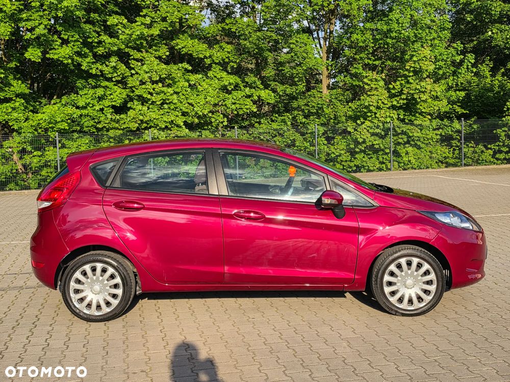 Ford Fiesta 1.25 Celebration - 31
