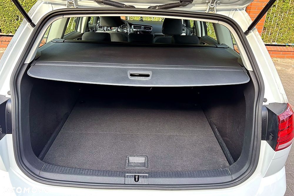 Volkswagen Golf 1.6 TDI BMT Comfortline - 14