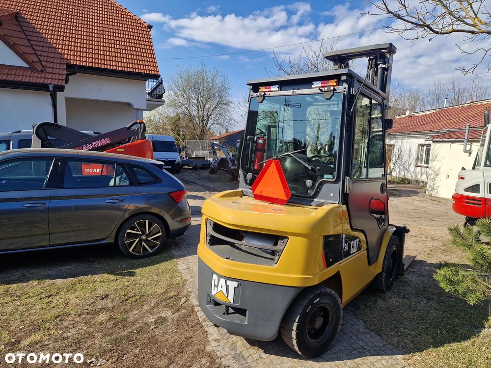 Caterpillar DP30NT - 3