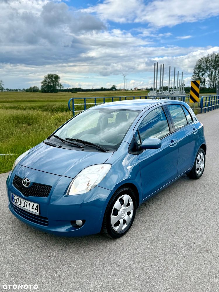 Toyota Yaris 1.3 Sol - 15