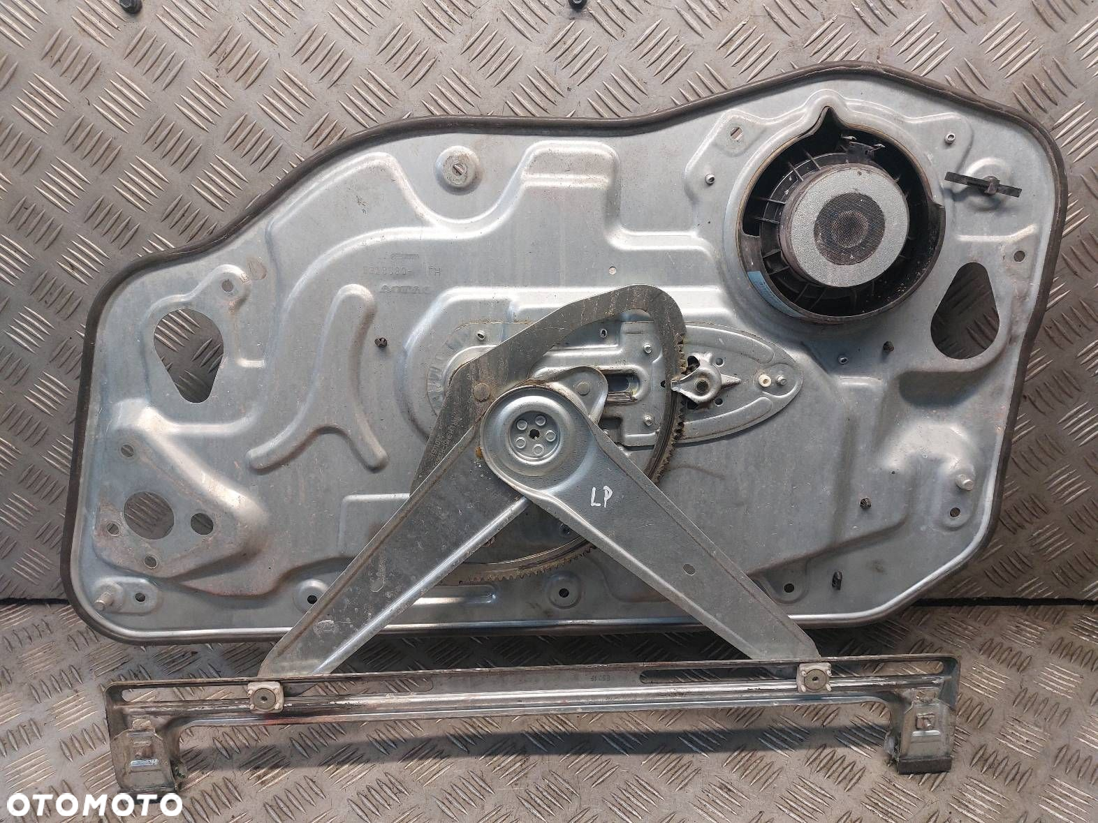 MECHANIZM SZYBY LEWY PRZÓD VOLVO V50 I 8679080-LH 30737675 8651207 - 7