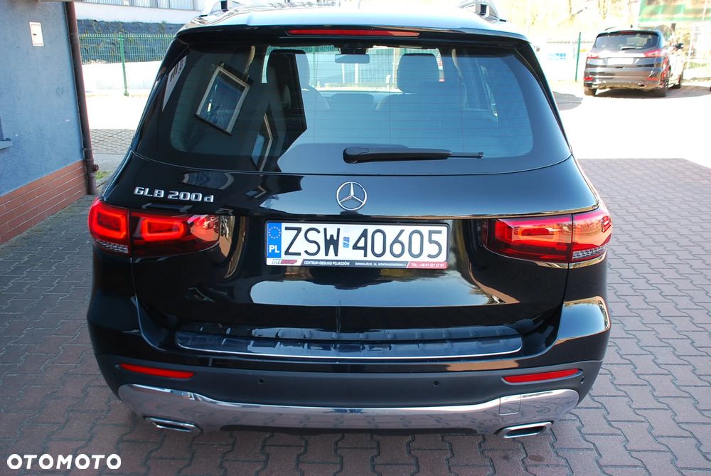 Mercedes-Benz GLB 200 d Progressive 8G-DCT - 5