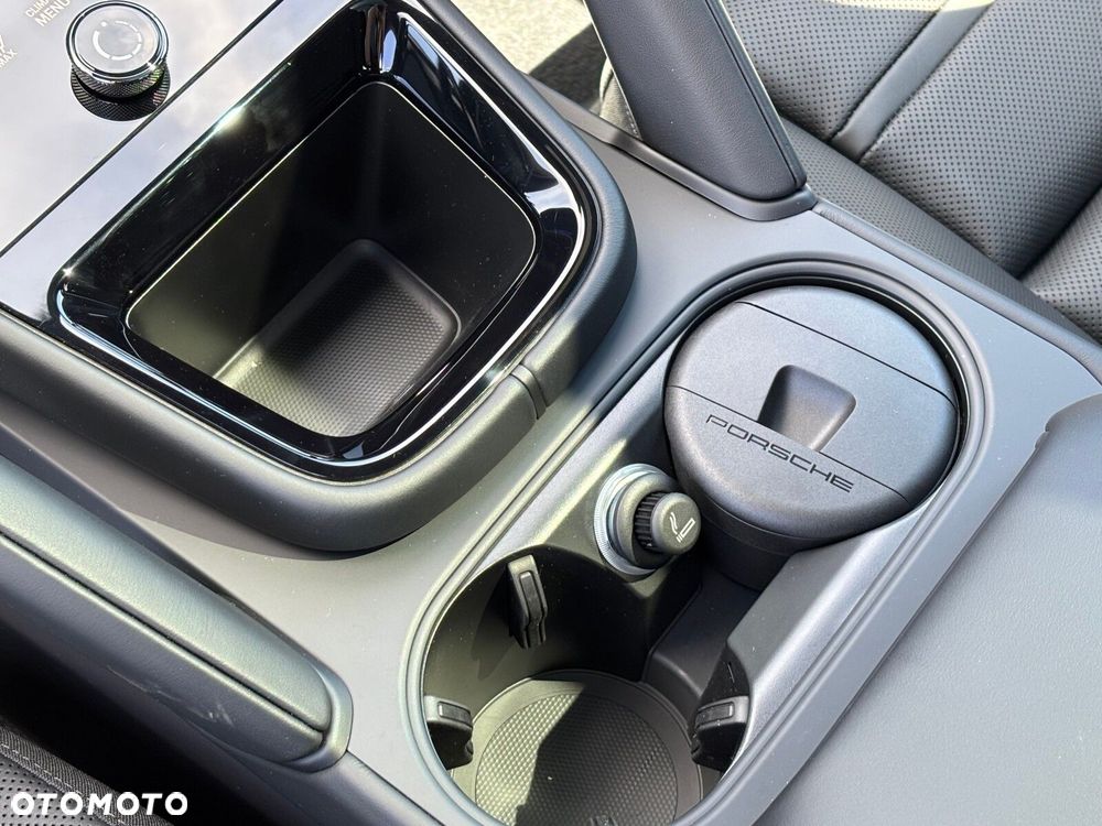 Porsche Cayenne - 29