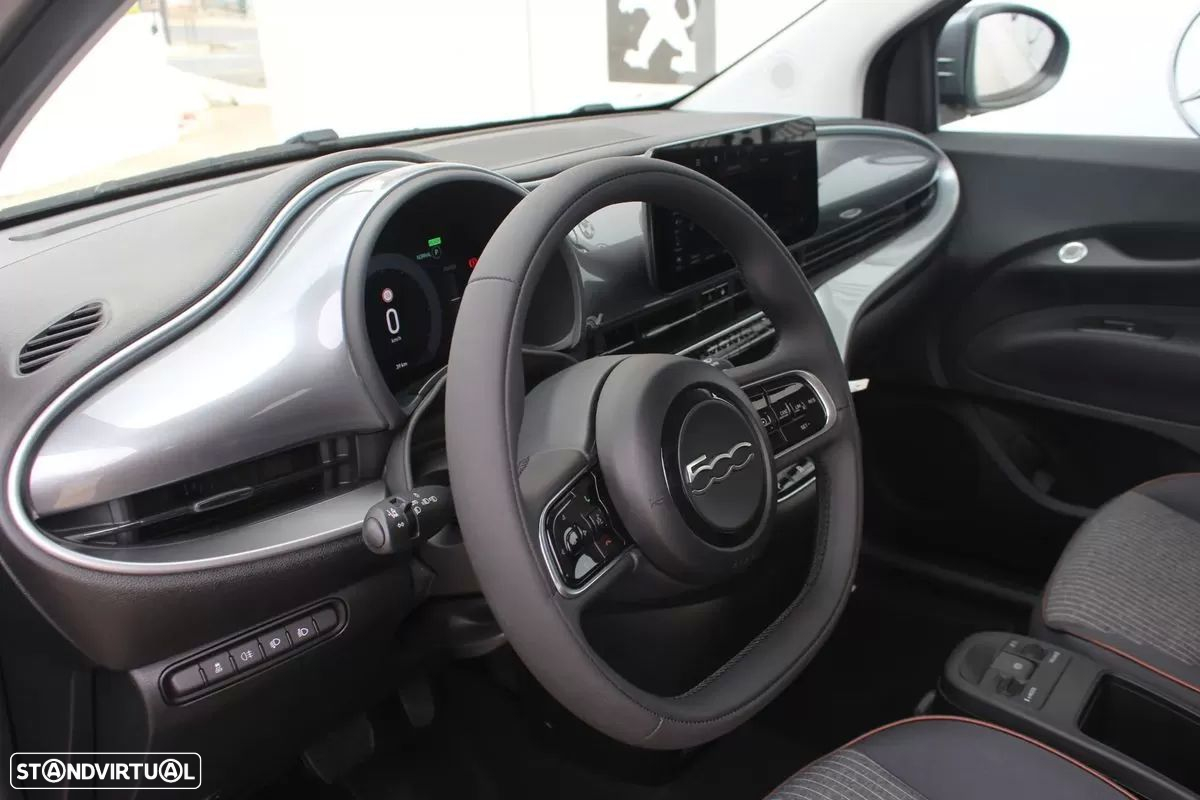 Fiat 500e Icon - 17