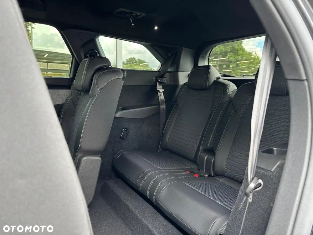 Peugeot 5008 1.2 PureTech mHEV GT S&S e-DCS6 - 11