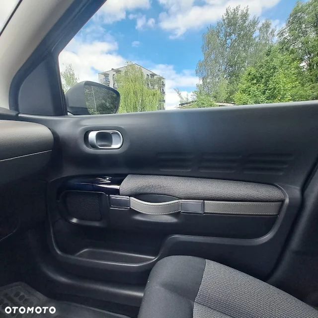 Citroën C4 Cactus 1.2 PureTech Shine S&S - 26