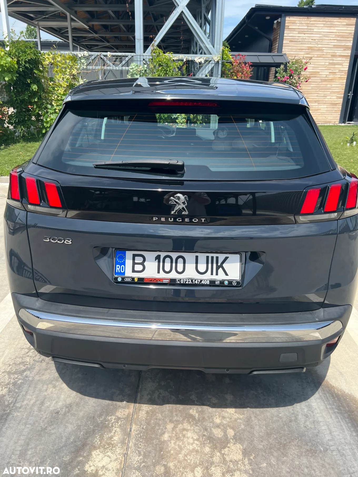 Peugeot 3008 1.6 PureTech Turbo S&S EAT8 Active - 8