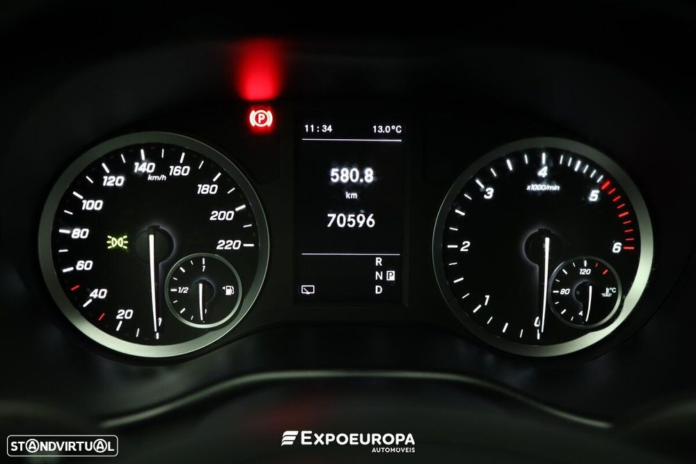 Mercedes-Benz Vito Tourer - 11