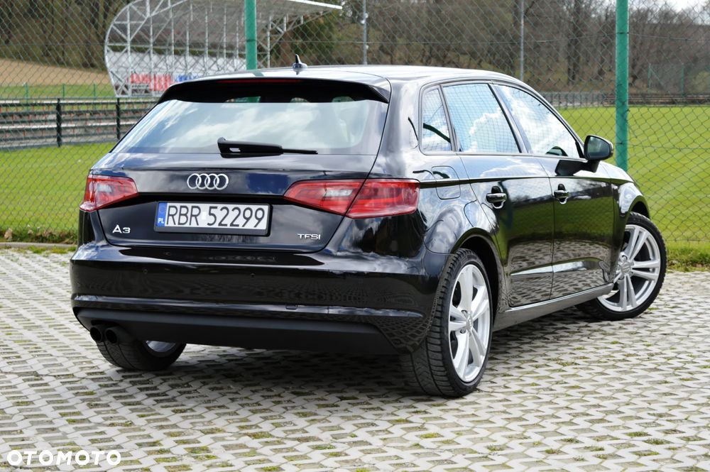 Audi A3 Sportback - 15