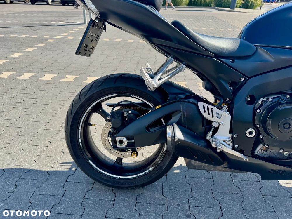 Suzuki GSX-R - 8