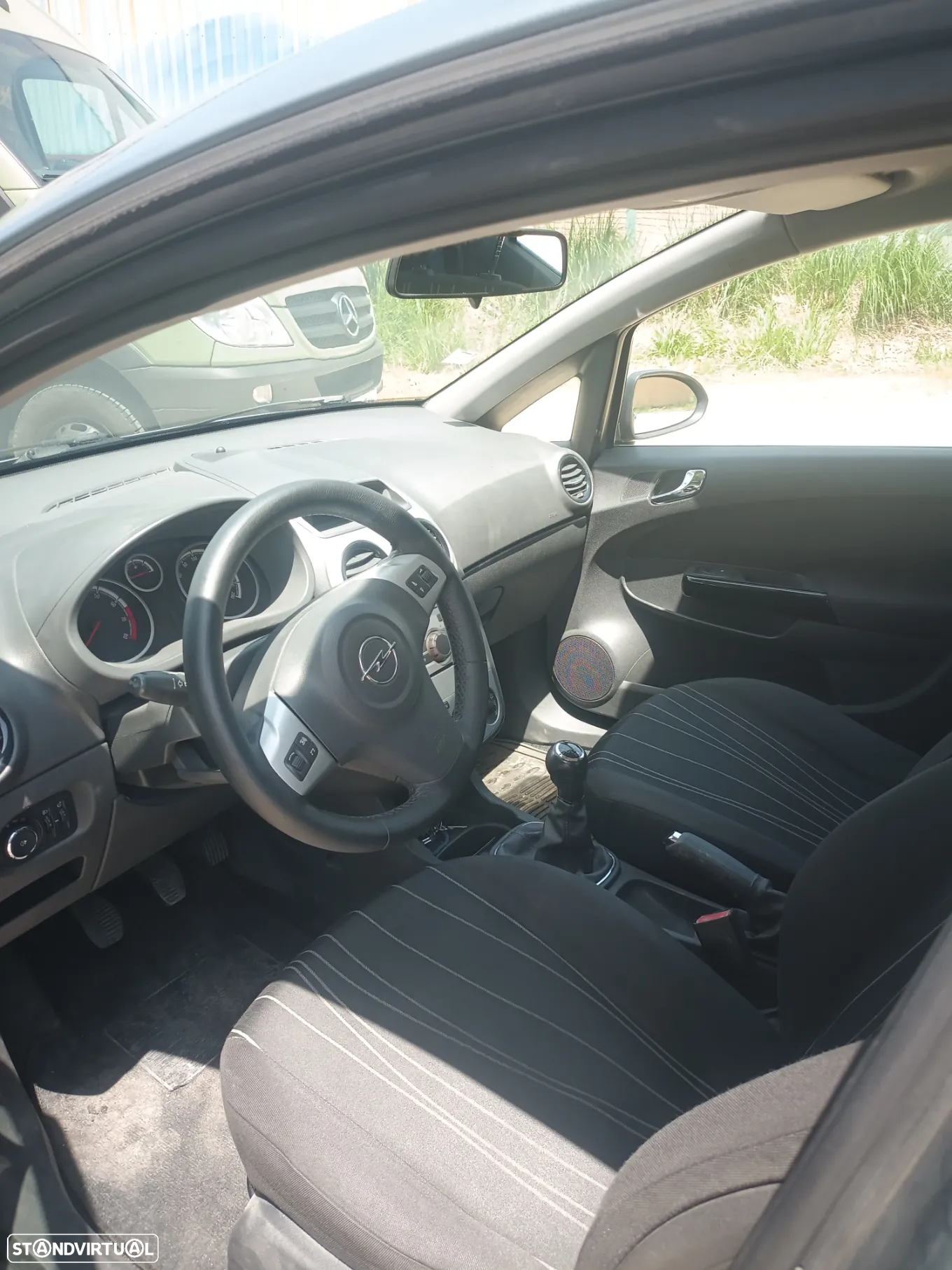 Opel Corsa 1.2 Cosmo 111 - 11